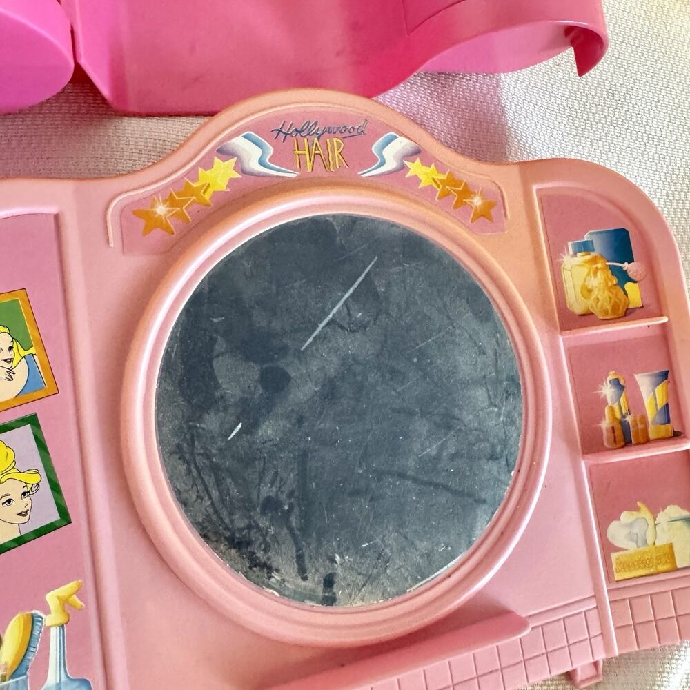 MATTEL Barbie Beauty Center Playset 1991 Pink Bathroom Vanity And Accessories - Picture 12 of 16